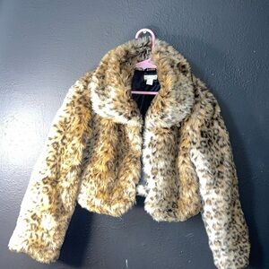 Faux Fur Leopard Jacket Size Medium